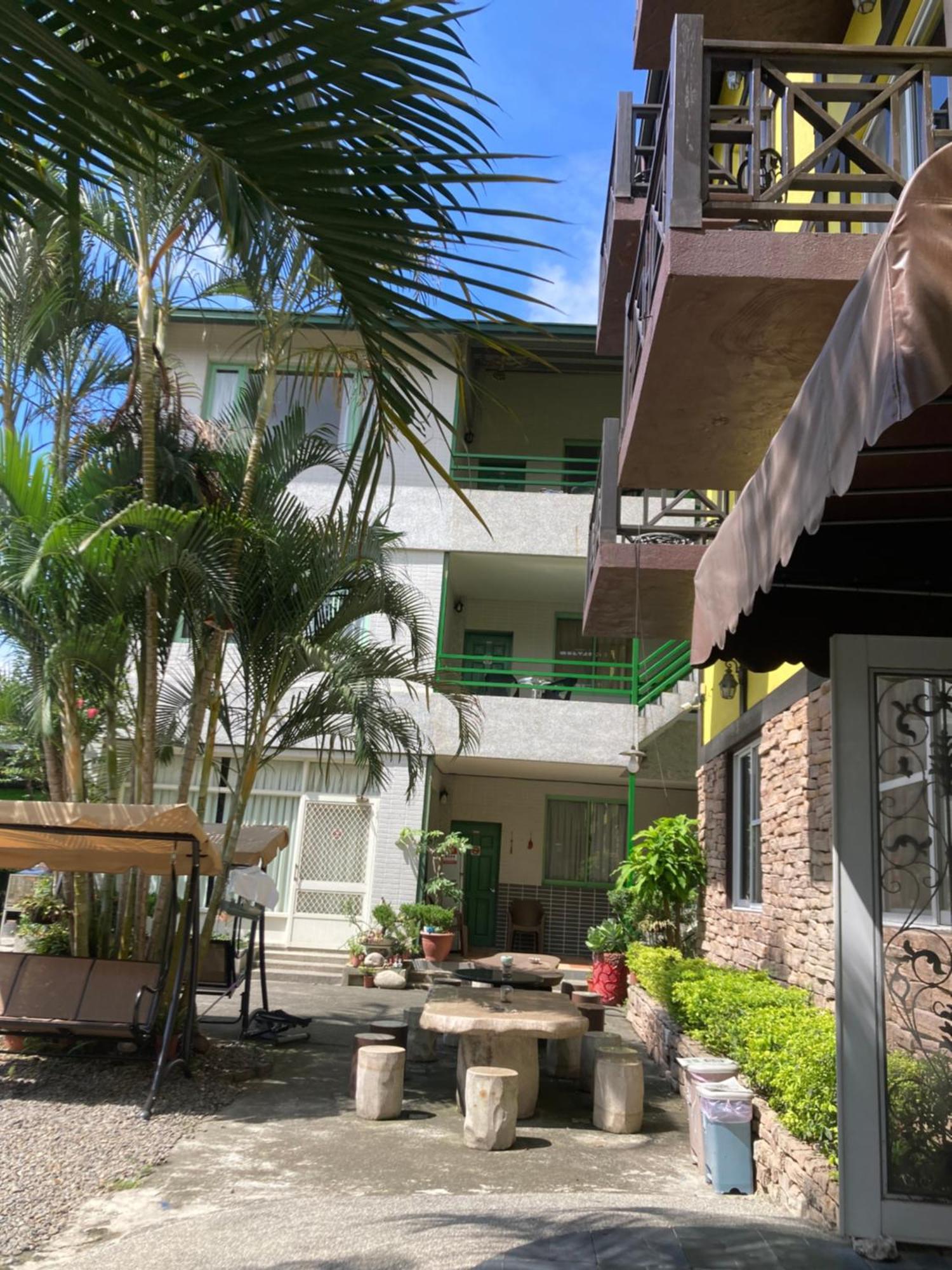 Pulicity Villa B&B Bagian luar foto