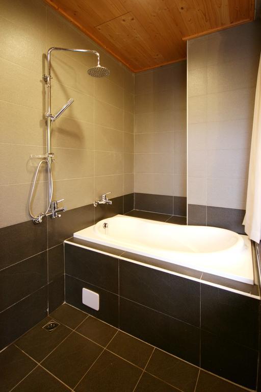 Pulicity Villa B&B Ruang foto